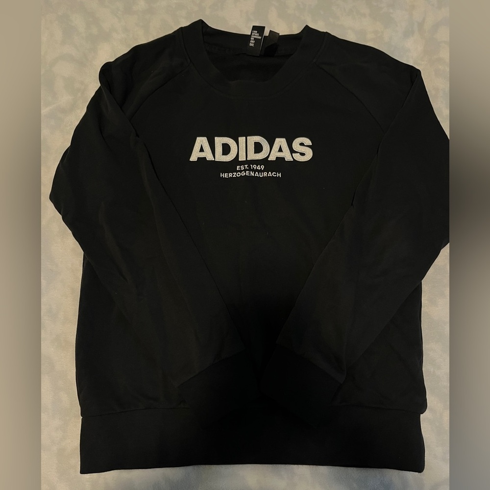 Adidas Crewneck Top
